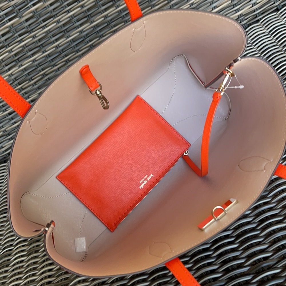 Kate Spade All Day Sailing Stripe Large Tote - Picture 7 of 16